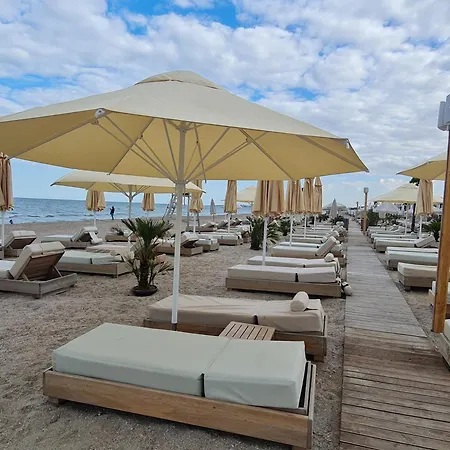 Sole 5 By Wave - Luxury 60mp Cu Terasa Si La Mare, Acces Direct Pe Plaja Ohiohi Beach- Mamaia Nord - Restaurant, Parcare Gratuita
