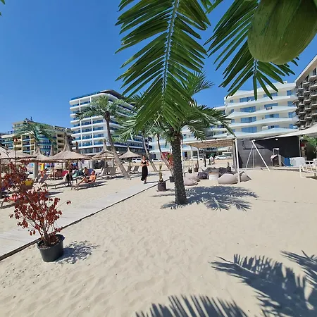 Sole 5 By Wave - Luxury 60mp Cu Terasa Si La Mare, Acces Direct Pe Plaja Ohiohi Beach- Mamaia Nord - Restaurant, Parcare Gratuita Apartment