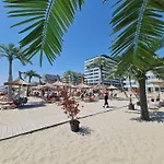 Sole 5 By Wave - Luxury 60mp Cu Terasa Si La Mare, Acces Direct Pe Plaja Ohiohi Beach- Mamaia Nord - Restaurant, Parcare Gratuita Appartement *