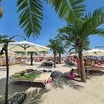 Sole 5 By Wave - Luxury 60mp Cu Terasa Si La Mare, Acces Direct Pe Plaja Ohiohi Beach- Mamaia Nord - Restaurant, Parcare Gratuita Appartement