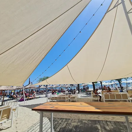 Sole 5 By Wave - Luxury 60mp Cu Terasa Si La Mare, Acces Direct Pe Plaja Ohiohi Beach- Mamaia Nord - Restaurant, Parcare Gratuita Năvodari