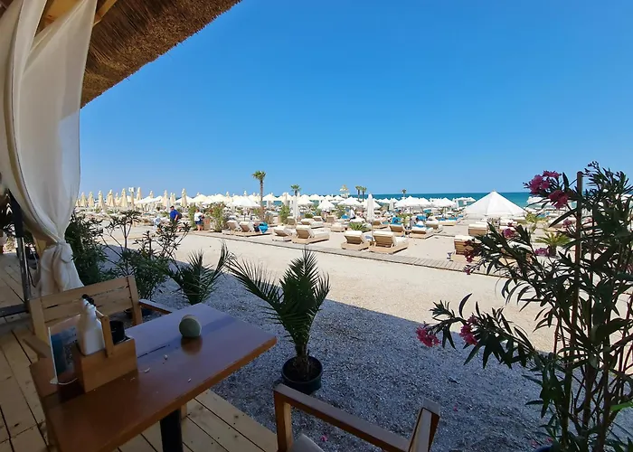 Διαμέρισμα Sole 5 By Wave - Luxury 60mp Cu Terasa Si La Mare, Acces Direct Pe Plaja Ohiohi Beach- Mamaia Nord - Restaurant, Parcare Gratuita